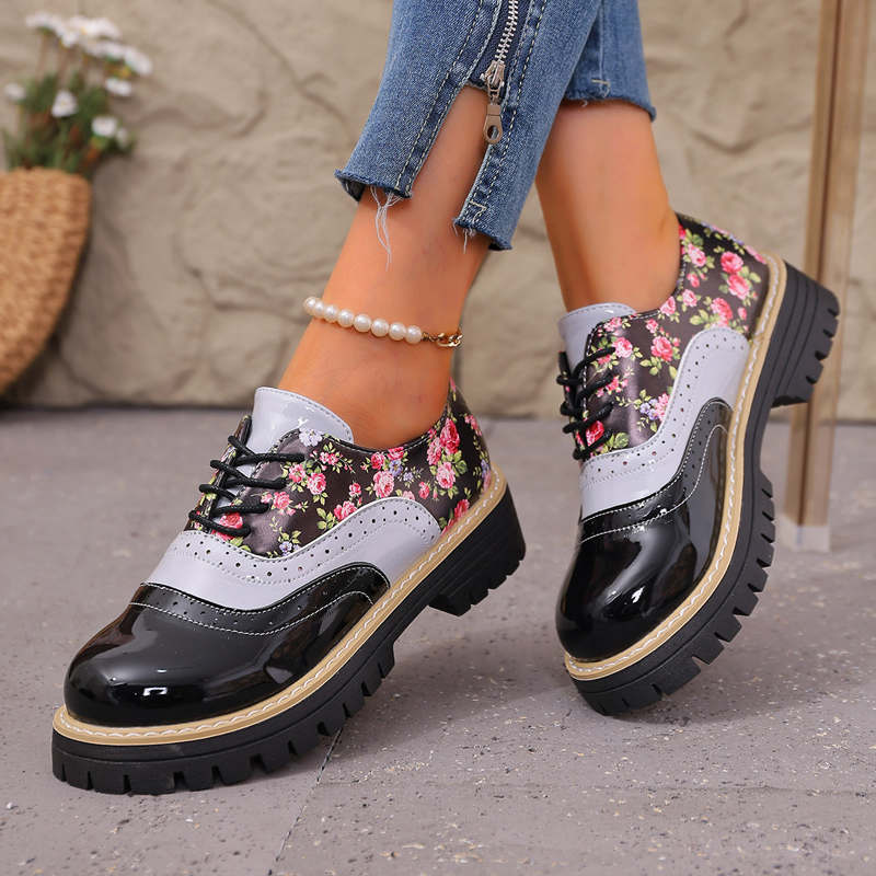 Damesbrogues met bloemenprint en plateauzool-1